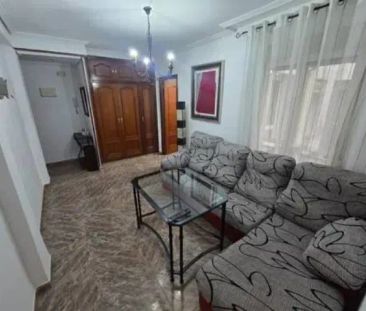 Piso en alquiler en Calle Utrera - Photo 1