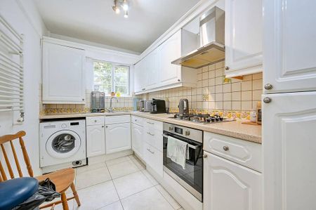 2 bedroom maisonette to rent - Photo 5