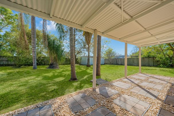 6 Wearne Street, Booval QLD 4304 - House For Rent - $530 | Domain - Photo 1