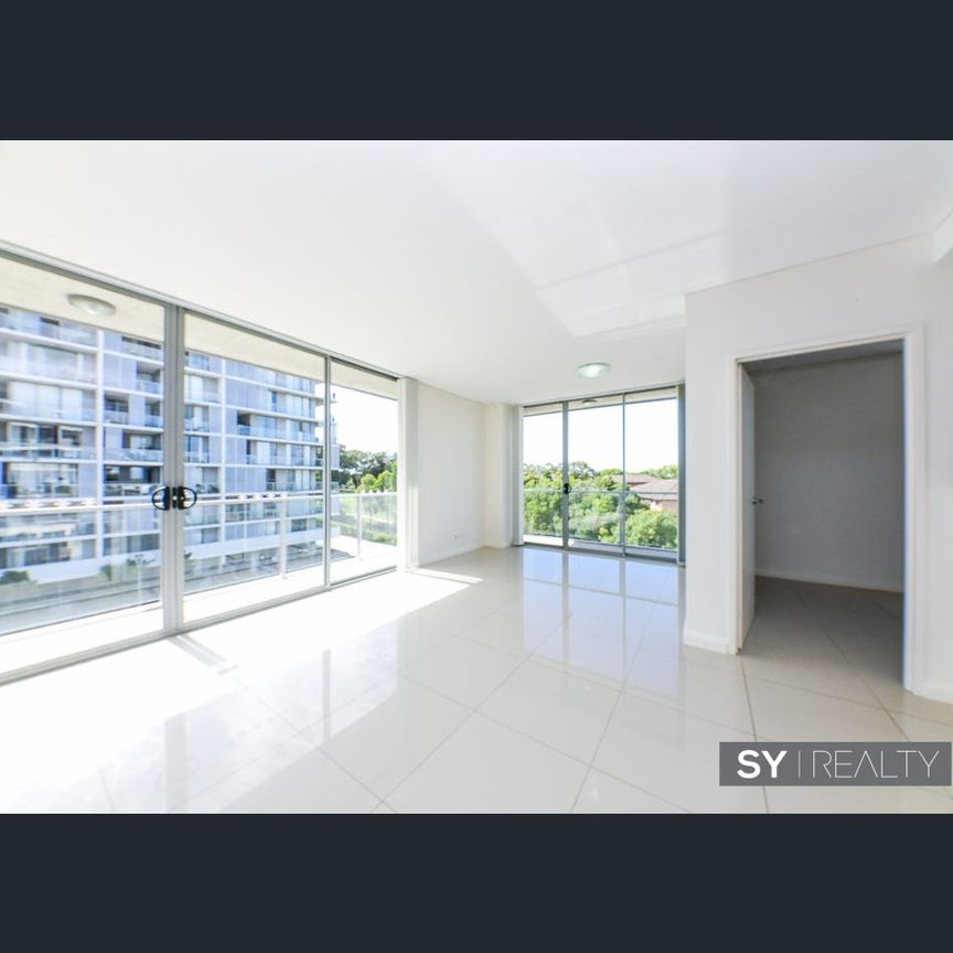 Spacious three bedrooms apartment - Photo 1