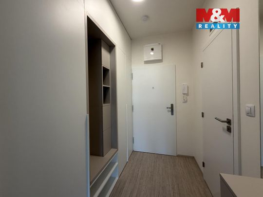 Pronájem bytu 2+kk 49 m² - Fotografie 1