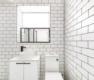 One Bedroom Apartment - Photo 4