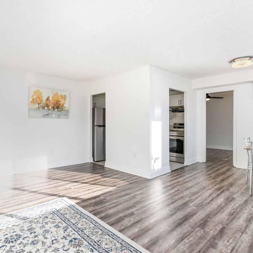 For Lease - 3590 Kaneff Crescent Unit# 1611, Mississauga, Ontario - Photo 1