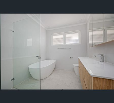 16 Harrington Avenue, Warrawee, NSW 2074 - Photo 3