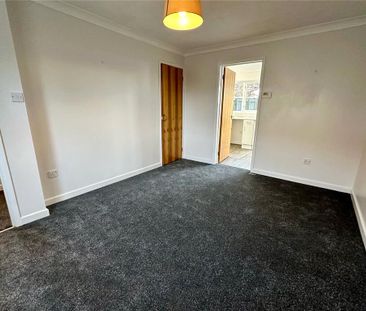 2 bedroom end of terrace house to rent - Photo 6
