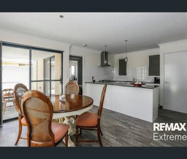 MODERN HOME WITH ALL THE EXTRAS! - Photo 2