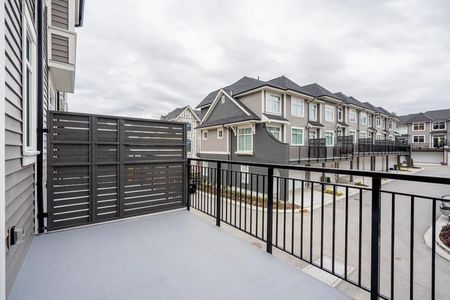 14151 58A Ave., Surrey, BC V3X 0L1, Canada - Photo 2
