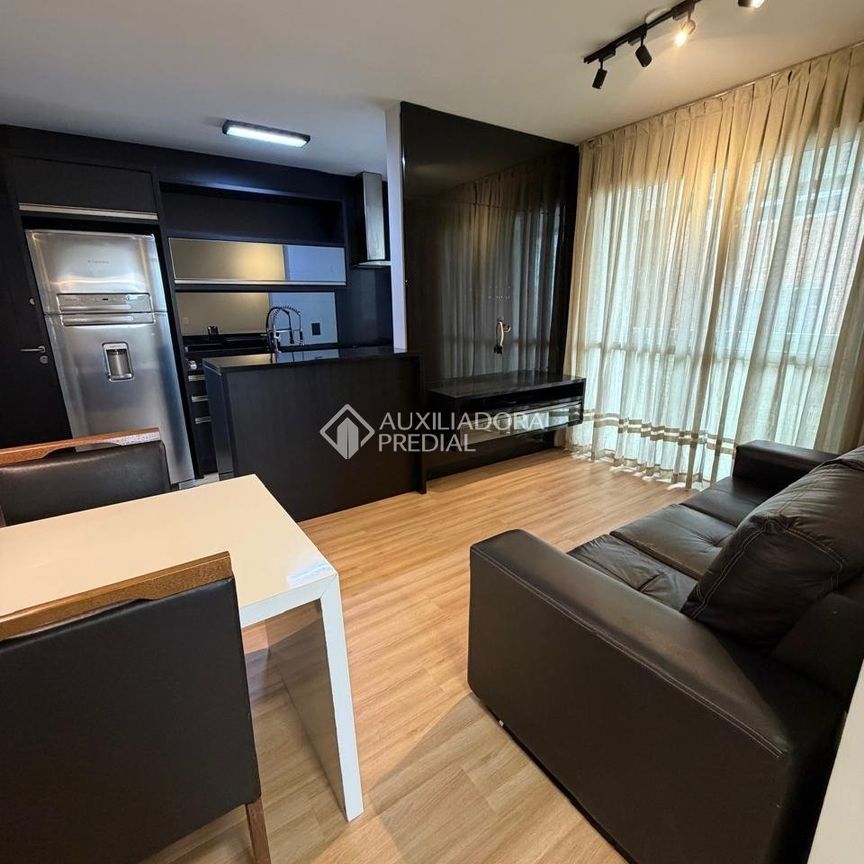 Apartamento com 2 quartos e 75m² para alugar em Passa Vinte, Palhoça. - Foto 1