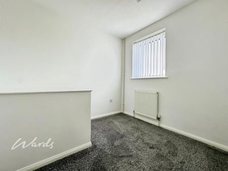 3 bedroom link detached house to rent - Photo 5