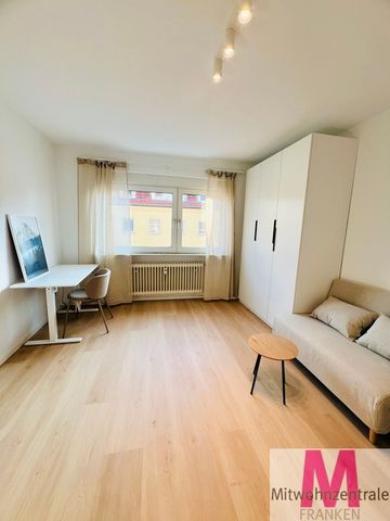 Perfekt für eine WG – Stilvolle Wohnung mit 2 Zimmern in identischer Ausstattung im Zentrum - Photo 2