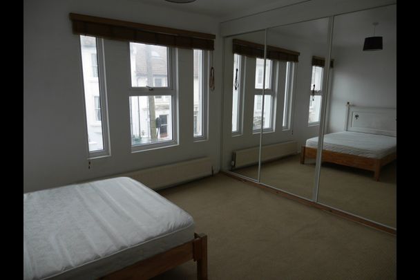 5 bedroom house to rent - Photo 1