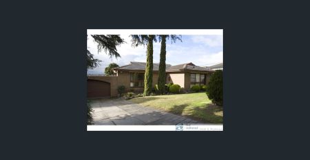 Large Family home! - Photo 3