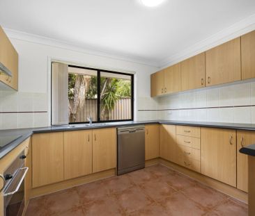 Ideal Family Home with a Spectacular Backyard! - Photo 6