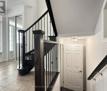 110 GLADYS CLARKSON DRIVE - Photo 2