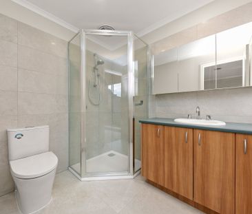 26 Saint Laurent Rise, Knoxfield - Photo 5
