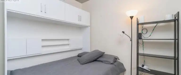 1907 - 324 LAURIER AVENUE | 1907 - 324 LAURIER AVENUE, Ottawa - Photo 1