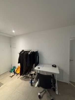 Studio in Zürich, balcony plus own washer/dryer and dishwasher - Foto 1