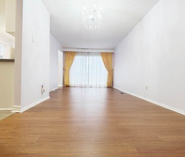 For Lease - 4 Lowbank Court, Toronto, Ontario - Photo 2