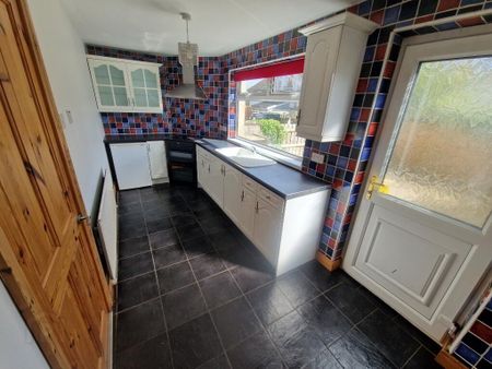 62 Neillsbrook Park, Randalstown, BT41 3BQ - Photo 4