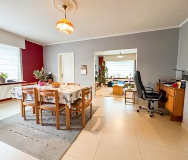 Charmante rustig gelegen woning met ruime tuin en garage! - Photo 6