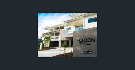 Available 12 December! - Photo 5