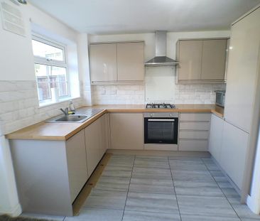 2 bedroom terraced house to rent - Photo 5