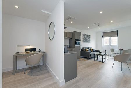 1 bedroom serviced apartment to rent - Photo 2