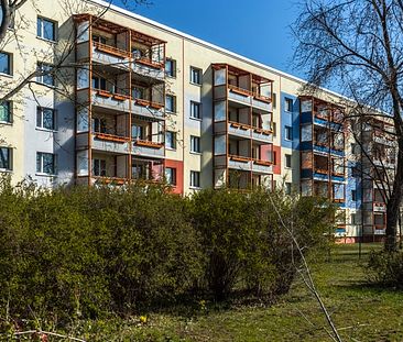 Modernisierte Familienwohnung mit 3 Zimmern in Cottbus - Foto 1