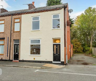 3 bedroom end of terrace house to rent - Photo 4