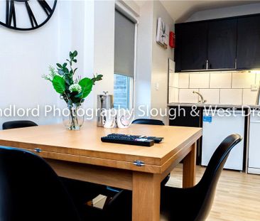 Cobbett Road, Guildford, Surrey, GU2 8EL - Photo 3