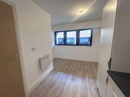 1 bedroom apartment to rent - Photo 2