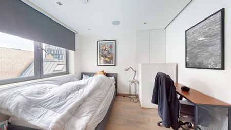 3 bedroom penthouse to rent - Photo 2