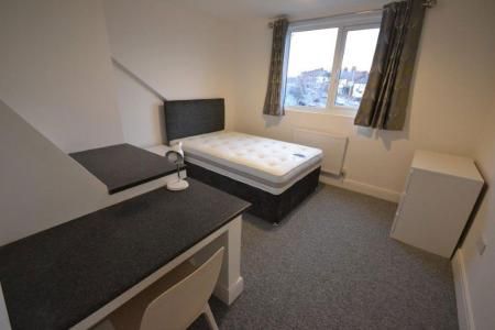 Wordsworth Road, Leicester - Photo 2