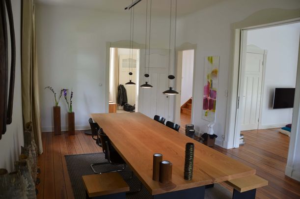 Stilvoll wohnen in Jugendstilvilla mit Garten – möbliertes Zimmer in ruhiger Lage - Photo 1