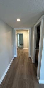 2 bed 2 bath pet friendly lower suite - Photo 4