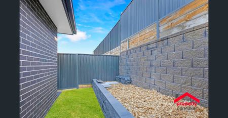 Nearly brand new 2 Bedroom Granny Flat for rent in Macarthur Heights - Photo 3