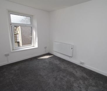 House For Rent Aberrhondda Road, Porth - Photo 2