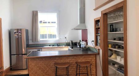 Bright and sunny character home! - Photo 3