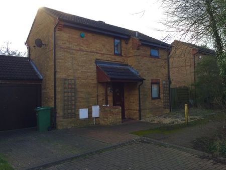 Shenley Lodge, Milton Keynes, MK5 - Photo 2