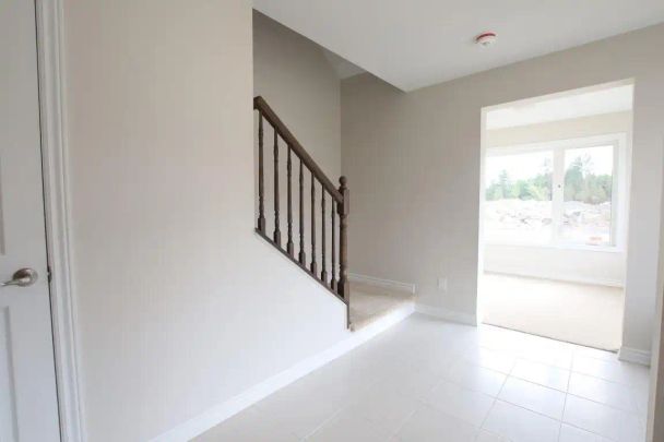 2094 Leinster Circle — 2094 Leinster - Photo 1