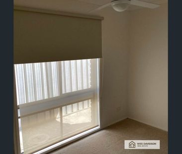 Central Living - Photo 2