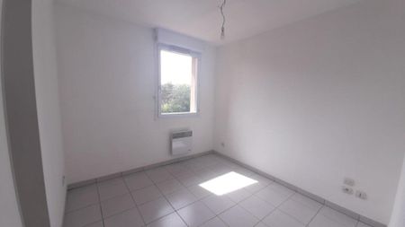 location Appartement T2 DE 39.17m² À SEILH - Photo 4