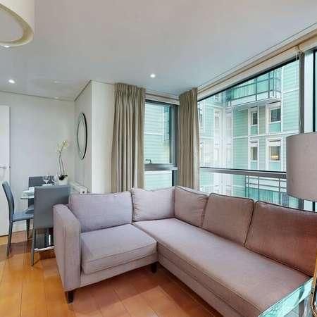 East Harbet Road, Paddington, London, W2 - Photo 1