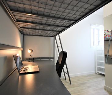 6-bedroom shared house / townhouse, Fifth Street - Photo 1