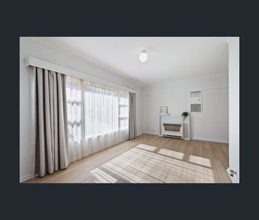 28 Norongo Street, O'Sullivan Beach, SA 5166 - Photo 6