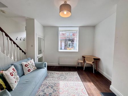 33 Rathcool Street, Belfast, BT9 7GA - Photo 2