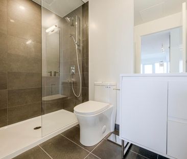 For Lease - 1 Quarrington Lane Unit# 702, Toronto, Ontario - Photo 4