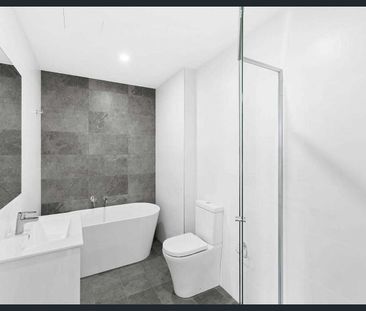 Modern 3-Bedroom Apartment in the Heart of Schofields - Photo 6