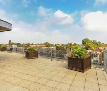 Kings Court, 40 Hersham Road, Walton-on-thames, Surrey, KT12 - Photo 5