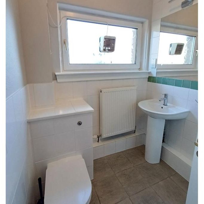 studio flat for rent in Holyrood - Photo 1